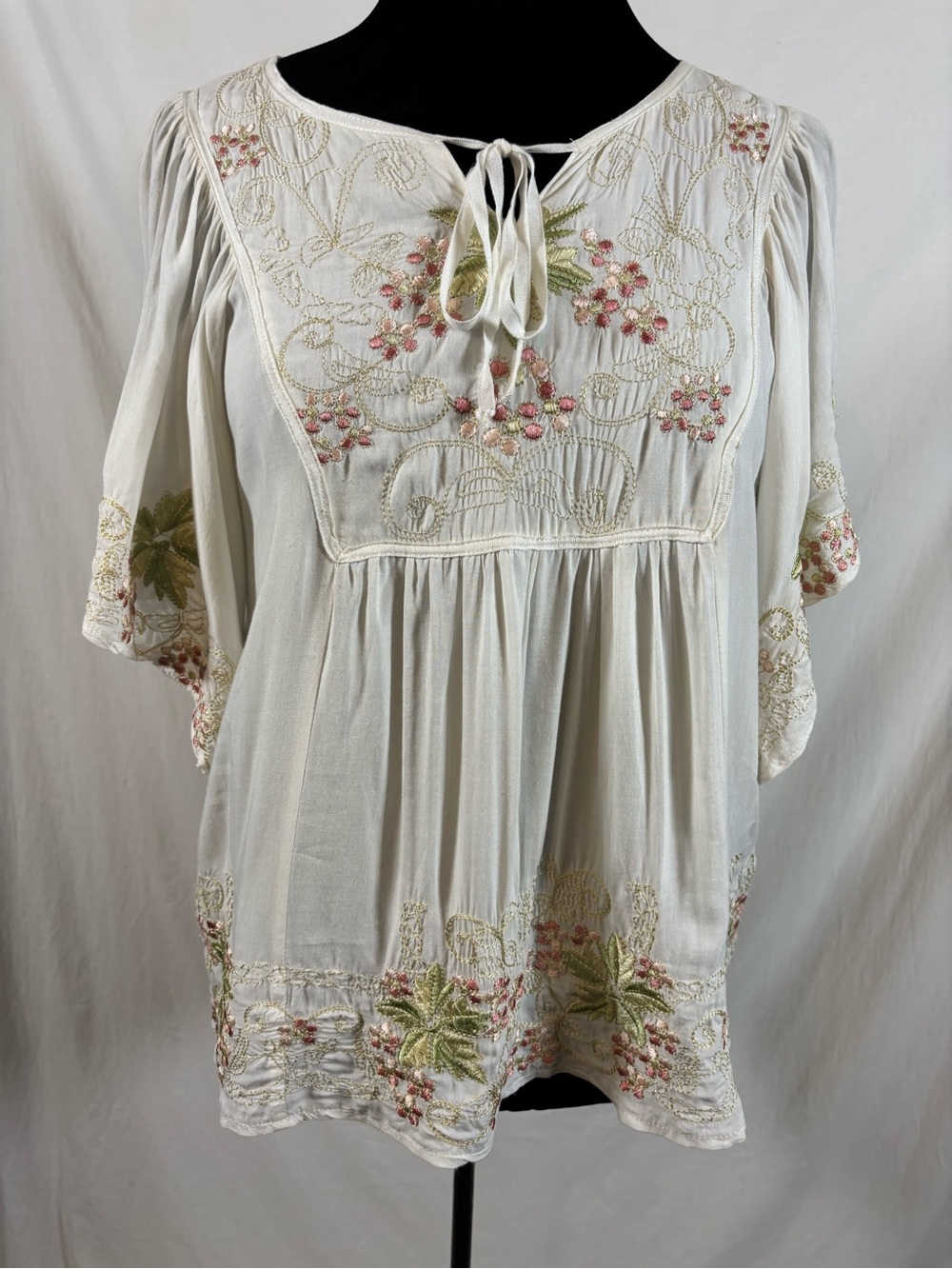 Ivory Embroidered Cotton Blouse Floral Bell Sleeve Boho Cottagecore Romantic Sm.